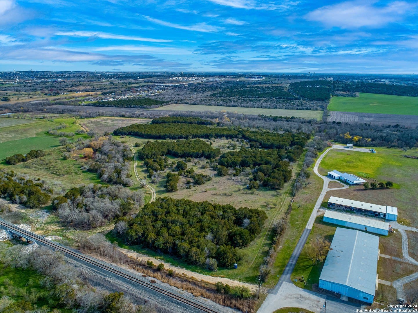 20.86 acres in Comal County - photo 6