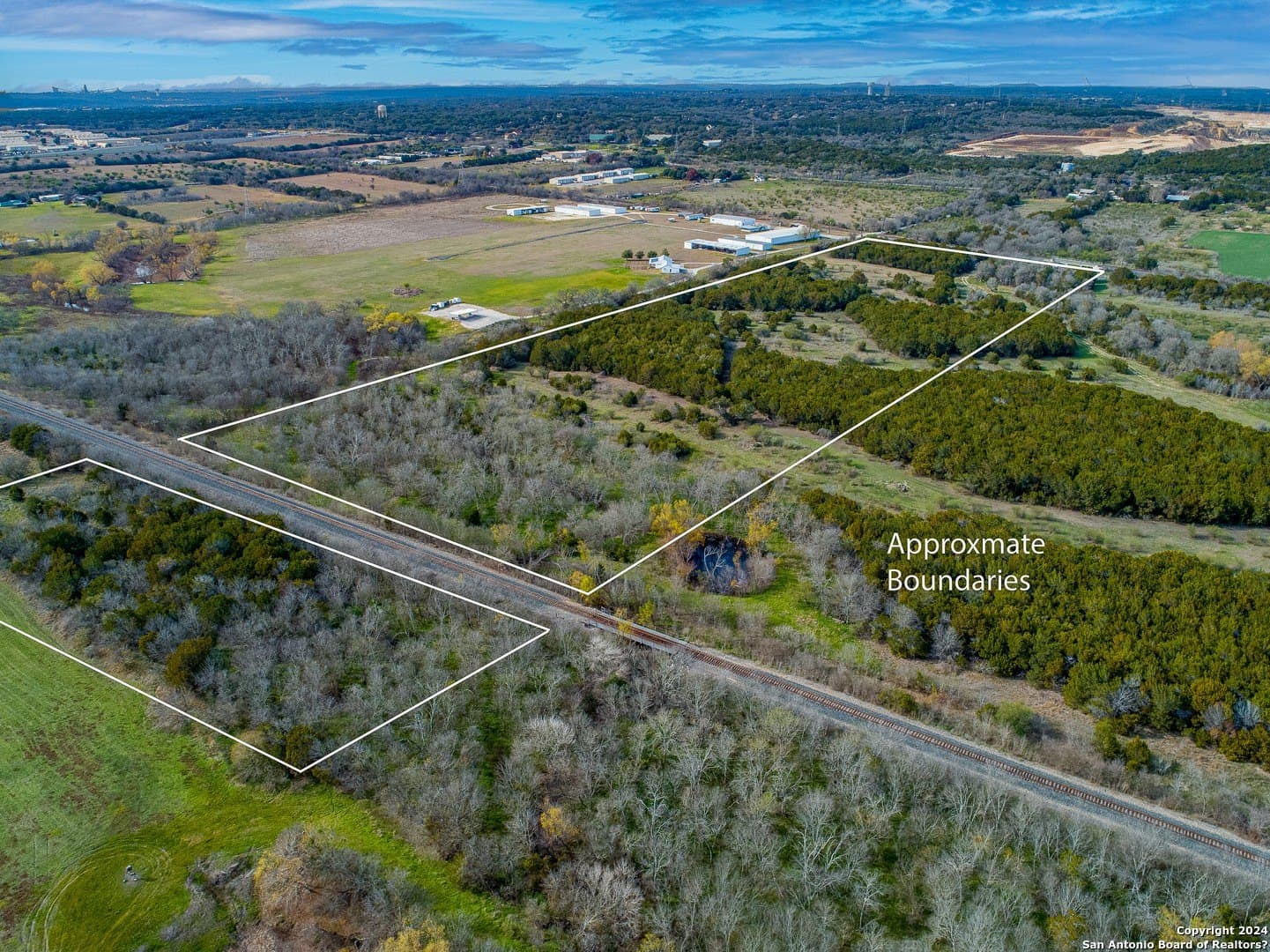 20.86 acres in Comal County - photo 3