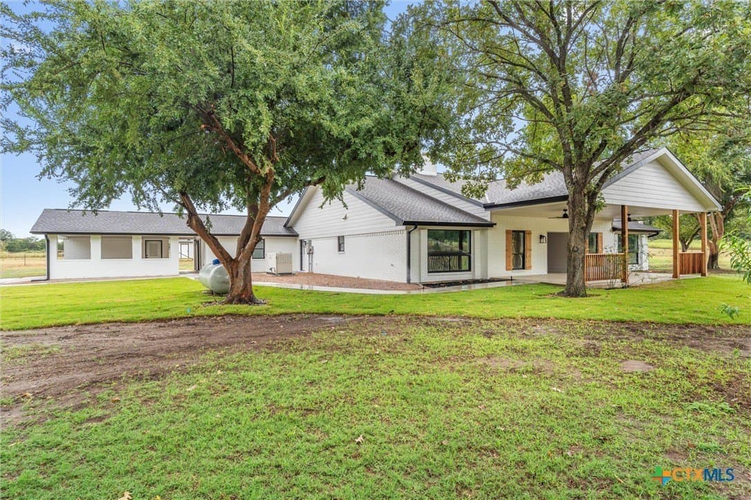 1037 Western Hills Road