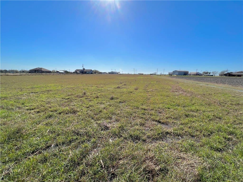 2.6 acres in San Patricio County - photo 9