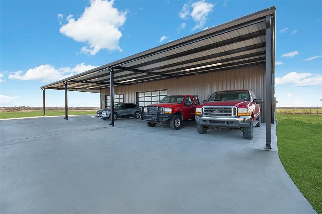 10 acres in Rockwall County - photo 4