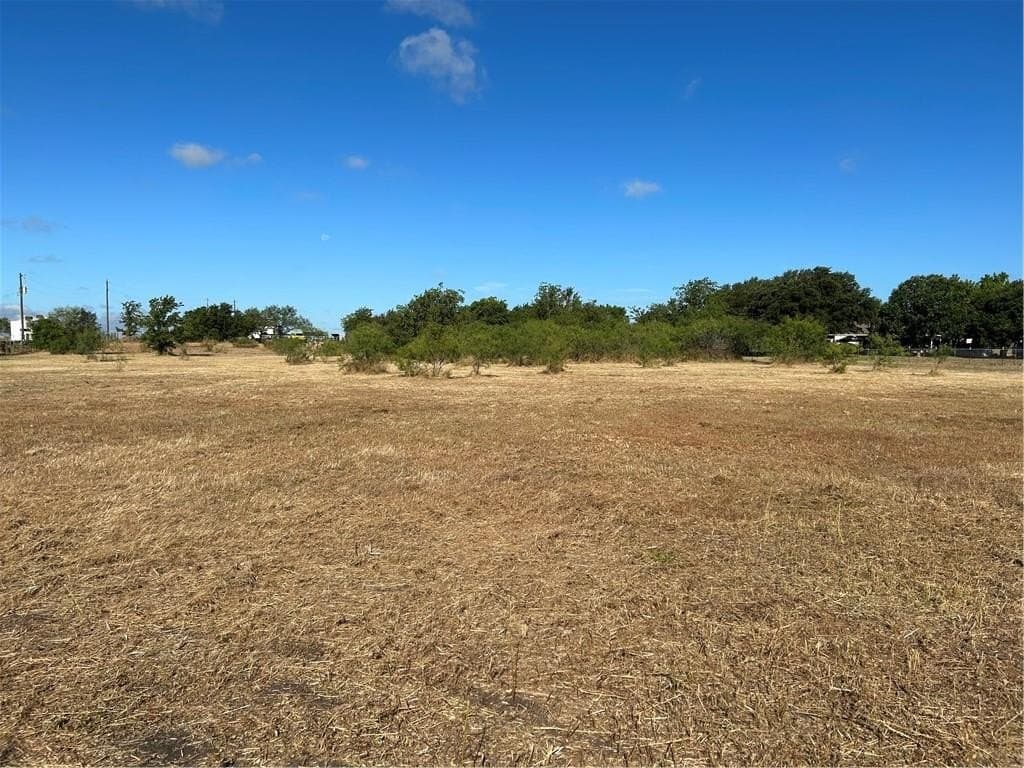 5 acres in McLennan County - photo 10