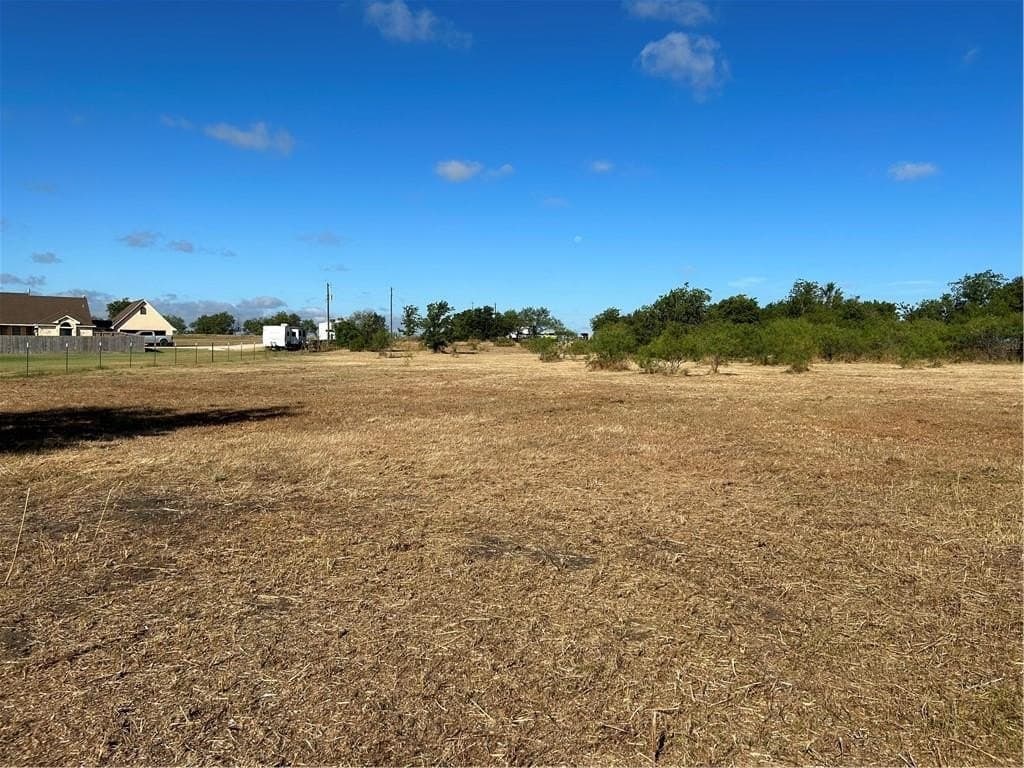 5 acres in McLennan County - photo 9