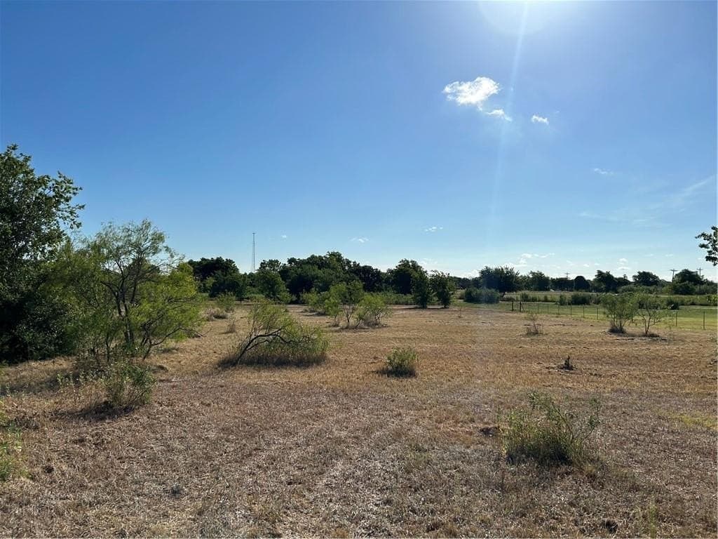 5 acres in McLennan County - photo 5