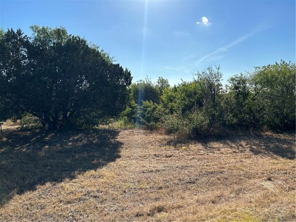 5 acres in McLennan County - photo 4