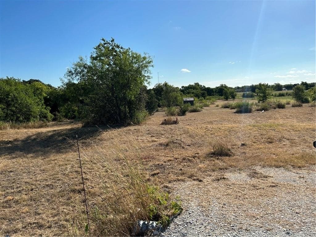 5 acres in McLennan County - photo 2