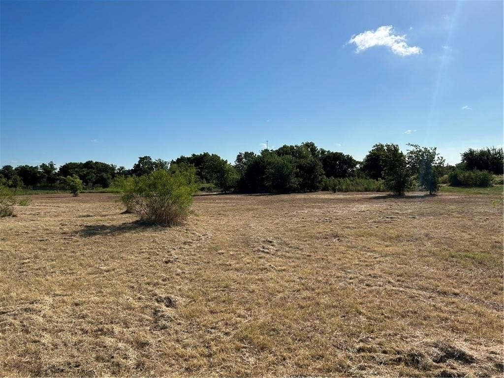 5 acres in McLennan County - photo 6