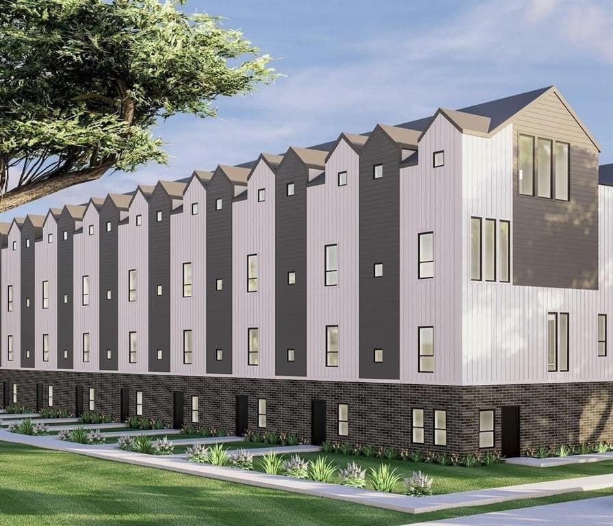316 N Lancaster