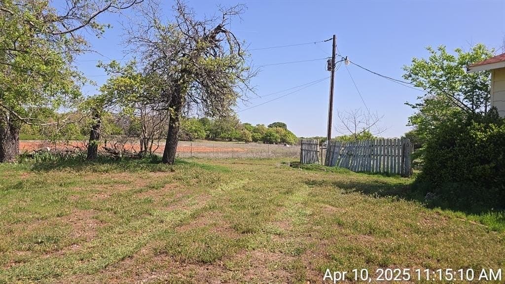 10 acres in Wise County - photo 21