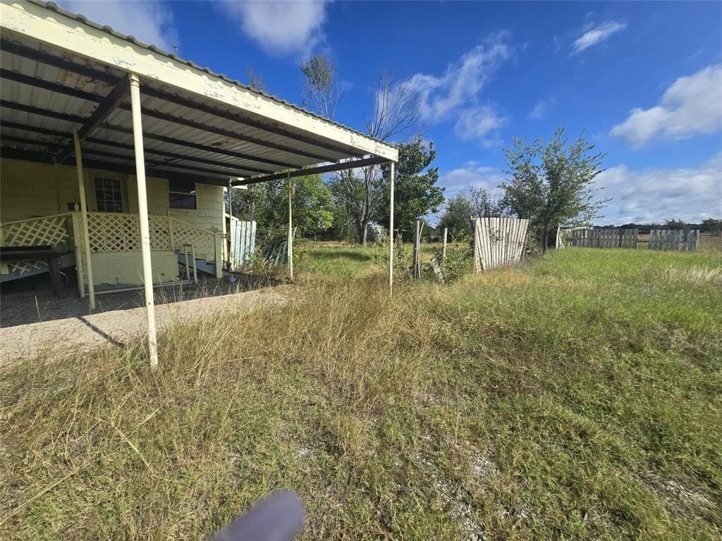 10 acres in Wise County - photo 26
