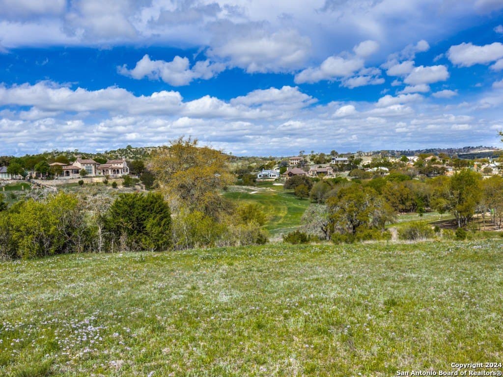 1.01 acres in Kerr County - photo 4