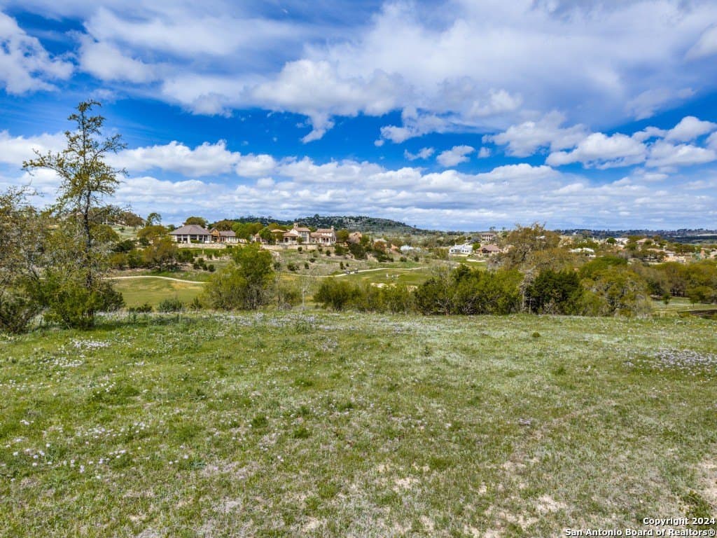 1.01 acres in Kerr County - photo 5