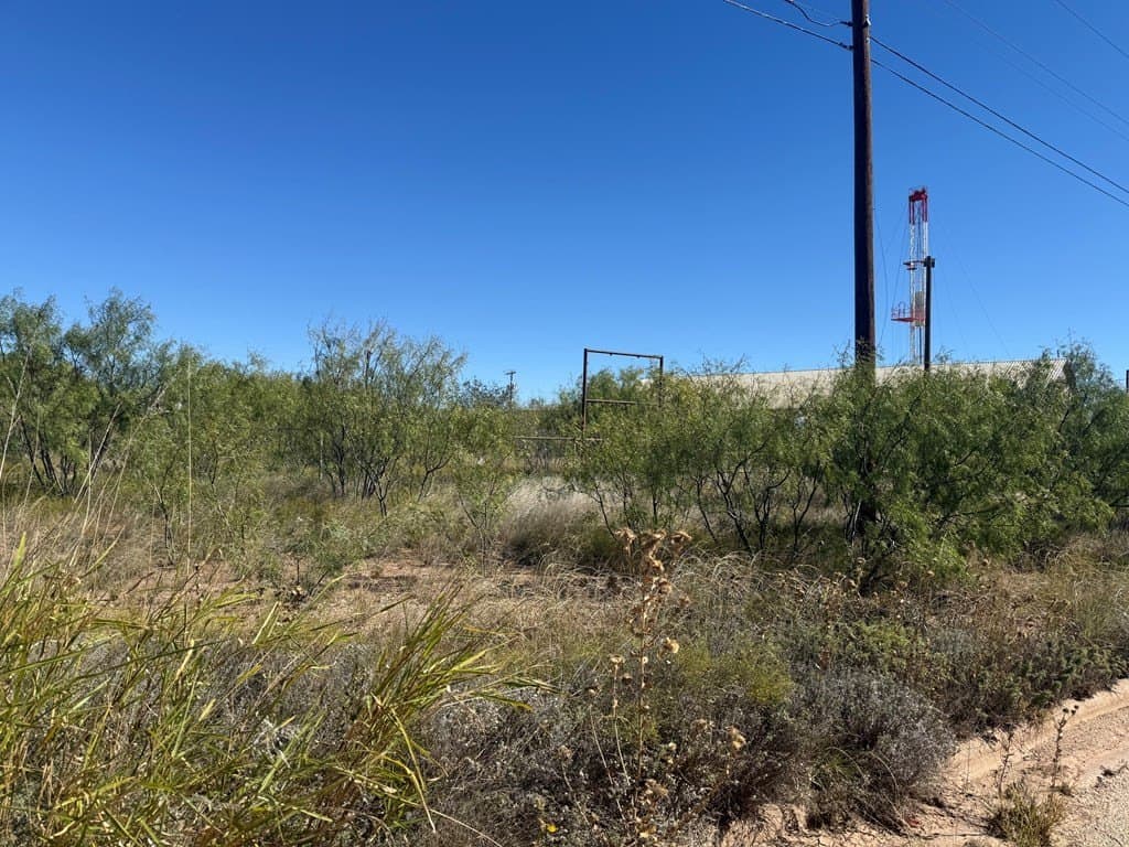 0.97 acres in Scurry County - photo 4