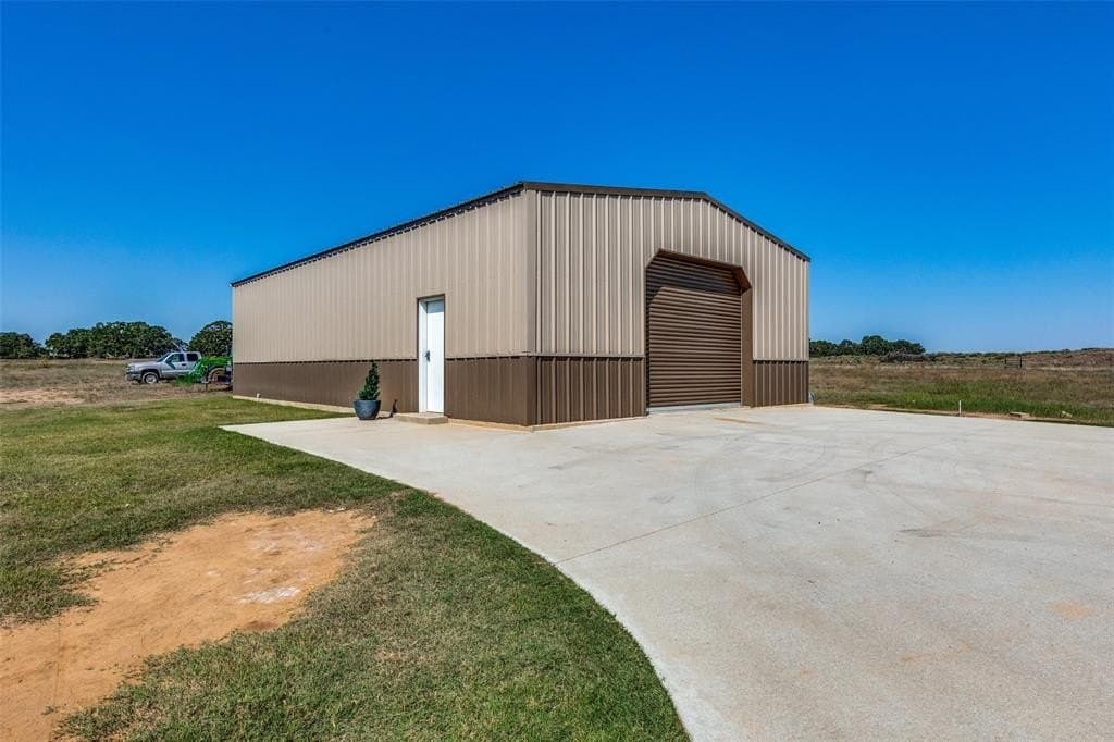 21.67 acres in Montague County - photo 10