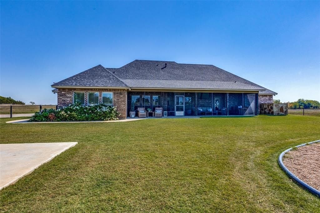21.67 acres in Montague County - photo 3