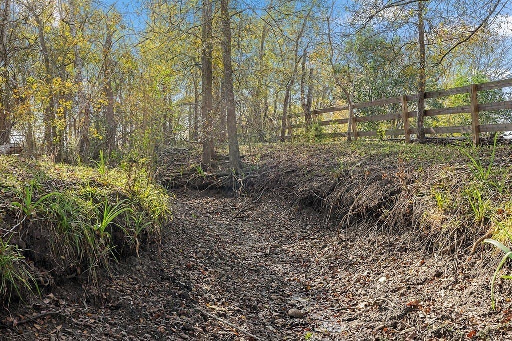 2.28 acres in Fayette County - photo 21