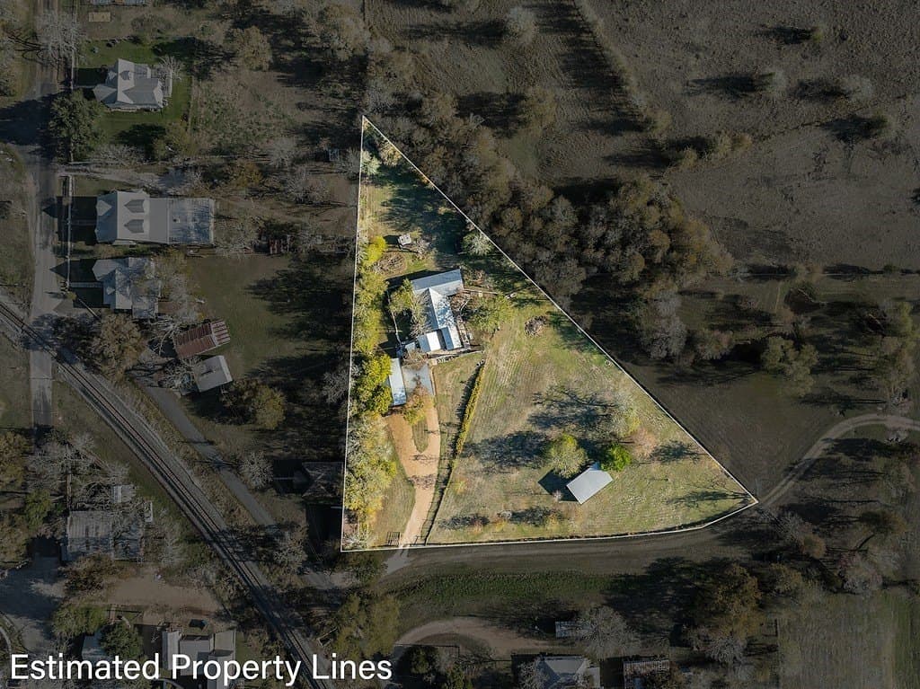 2.28 acres in Fayette County - photo 22