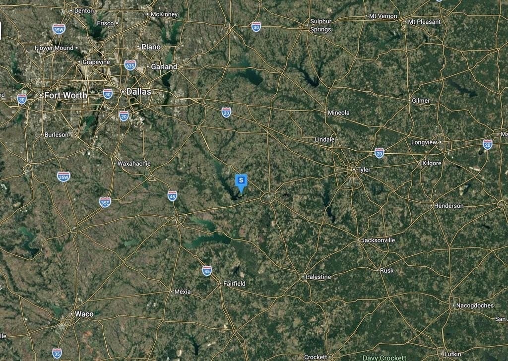 0.5 acres in Henderson County - photo 4
