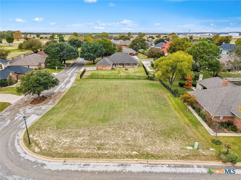 0.35 acres in Bell County - photo 6