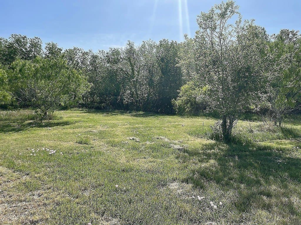 5.52 acres in Fayette County - photo 4