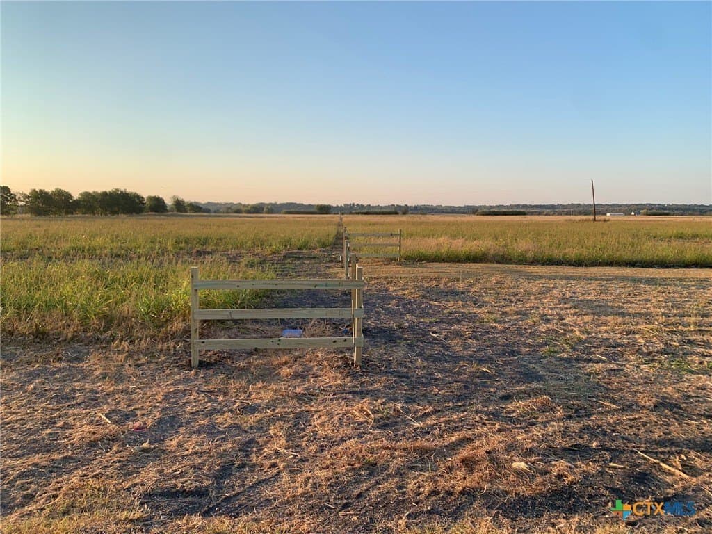 10.37 acres in Williamson County - photo 7