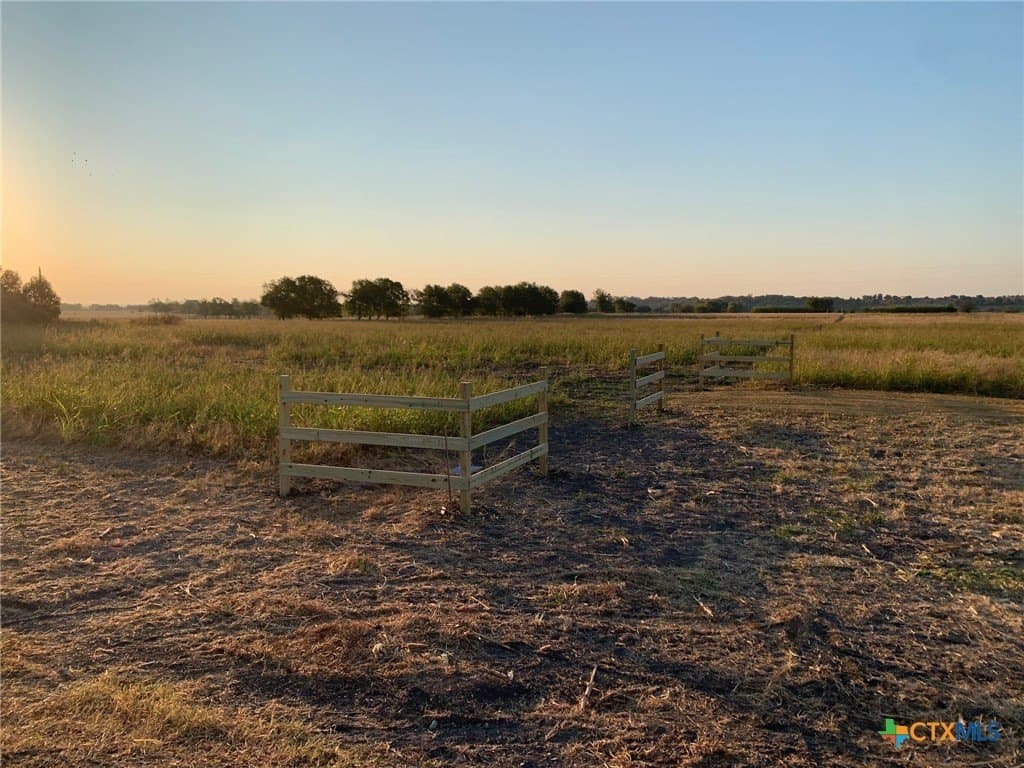 10.37 acres in Williamson County - photo 6