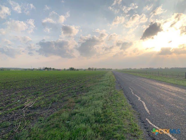 10.37 acres in Williamson County - photo 9