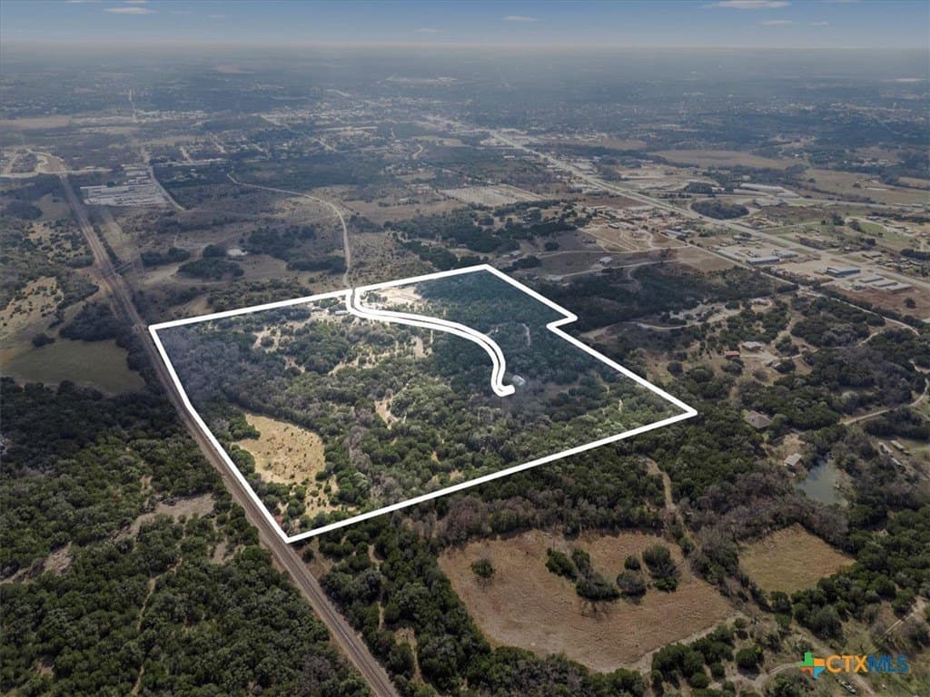 47.75 acres in Lampasas County - photo 2