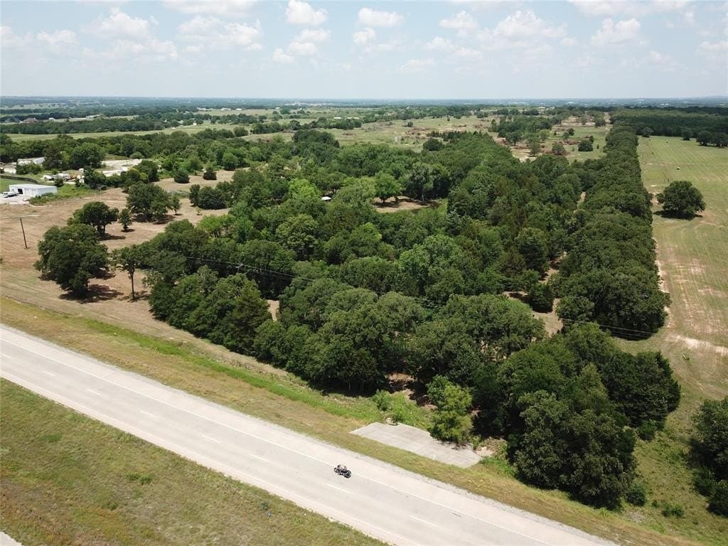16.3 acres in Wise County - photo 3