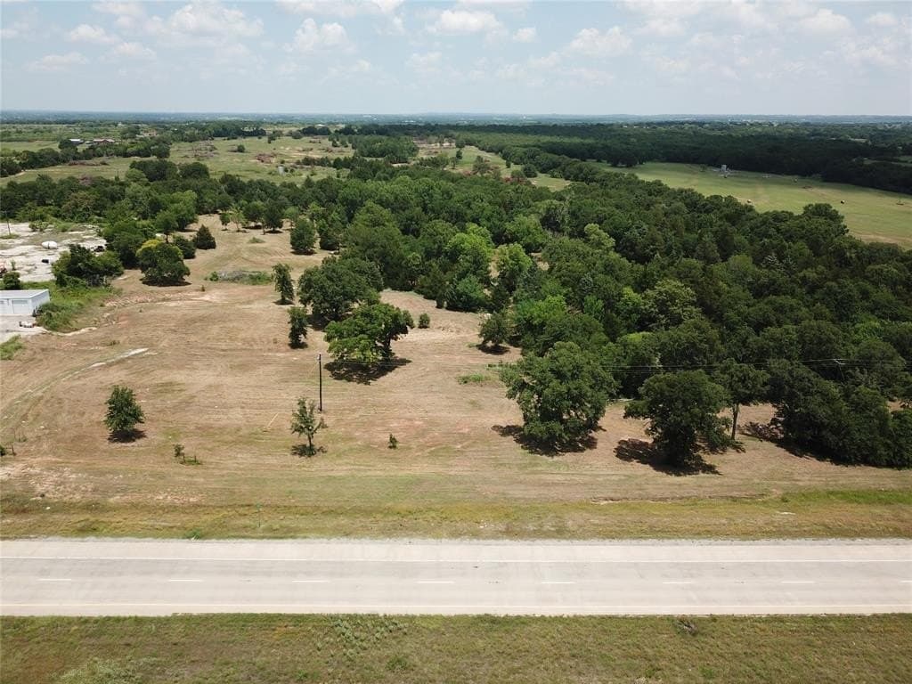 16.3 acres in Wise County - photo 2