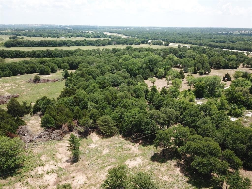 16.3 acres in Wise County - photo 8