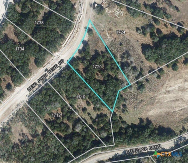 1.65 acres in Comal County - photo 7