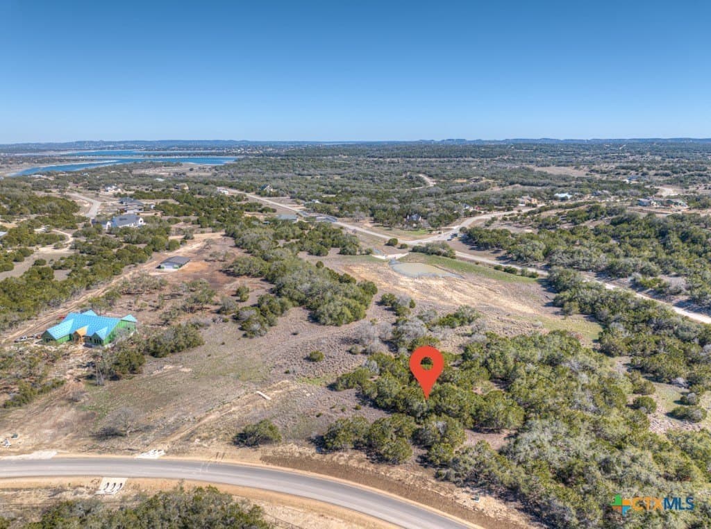 1.65 acres in Comal County - photo 4