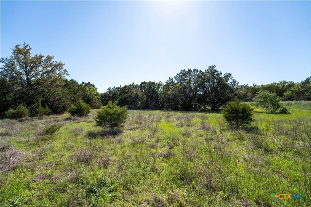 1.65 acres in Comal County - photo 5