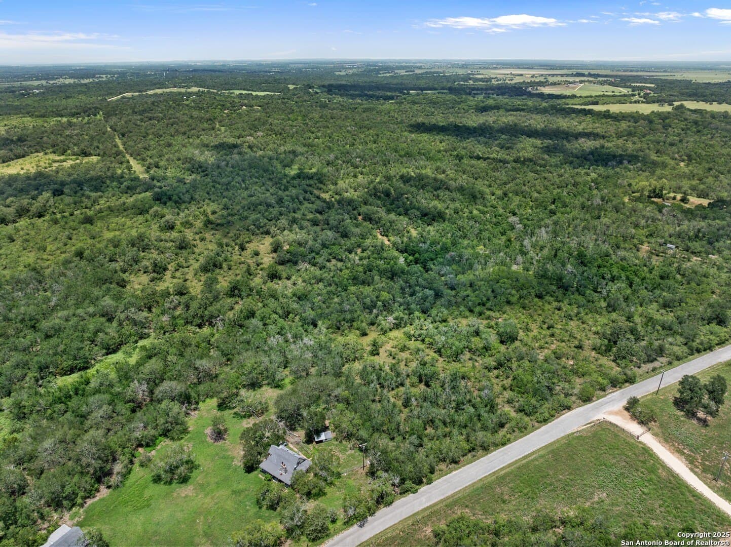 21.9 acres in Caldwell County - photo 3