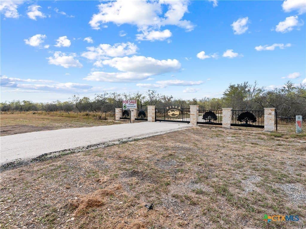 17.15 acres in Guadalupe County - photo 6