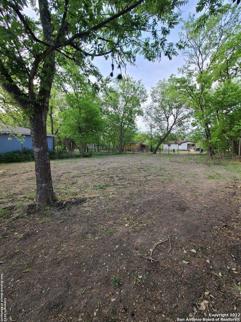 0.13 acres in Bexar County - photo 3