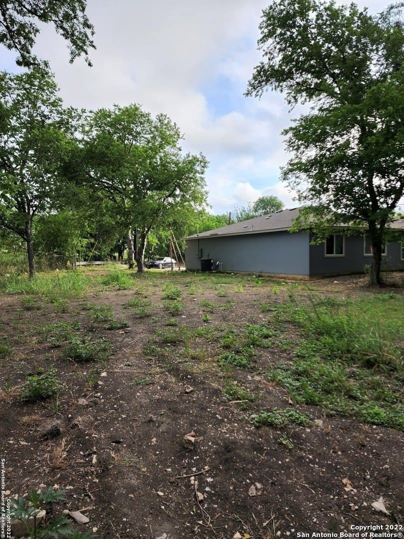 0.13 acres in Bexar County - photo 4