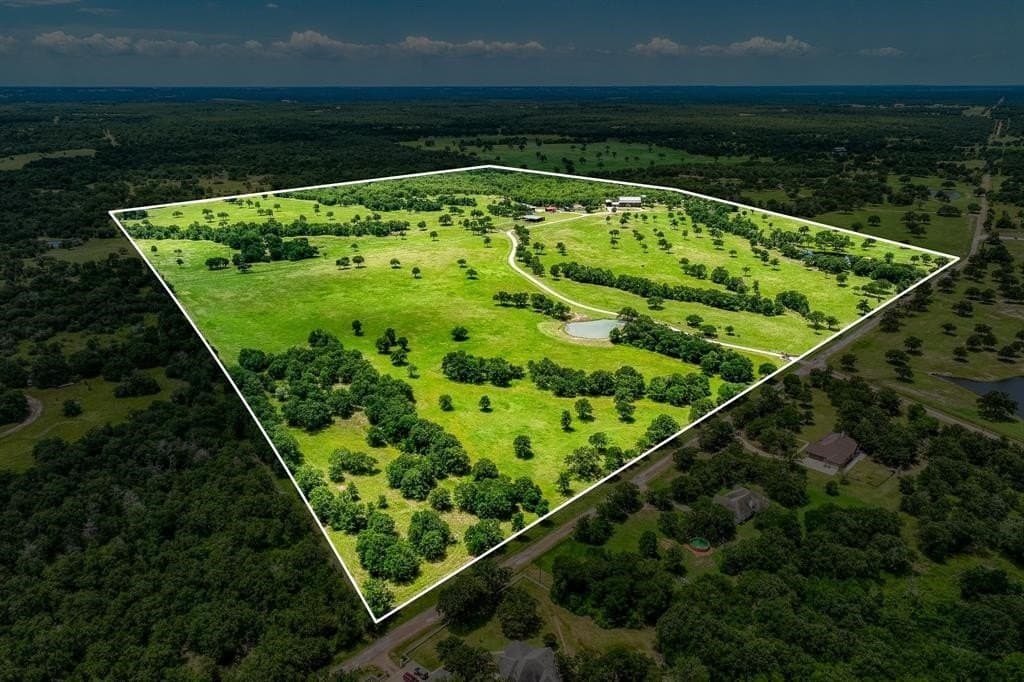 133.88 acres in Burleson County - photo 6