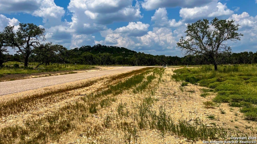 7.01 acres in Kerr County - photo 17