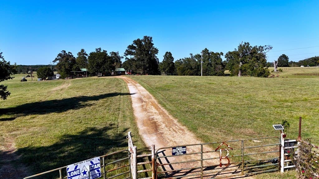 119.5 acres in Henderson County - photo 5