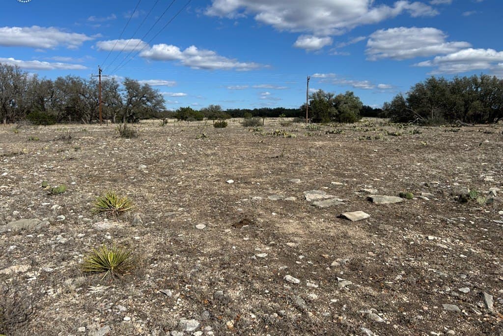 25.81 acres in Schleicher County - photo 17