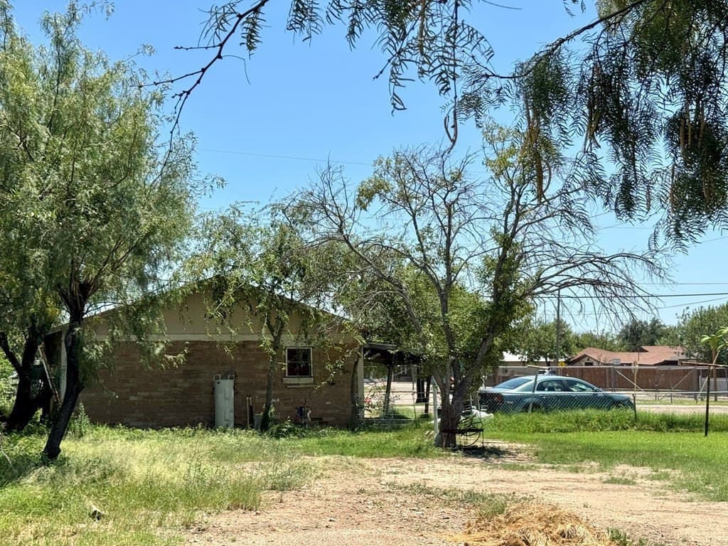 17,600 acres in Maverick County - photo 18