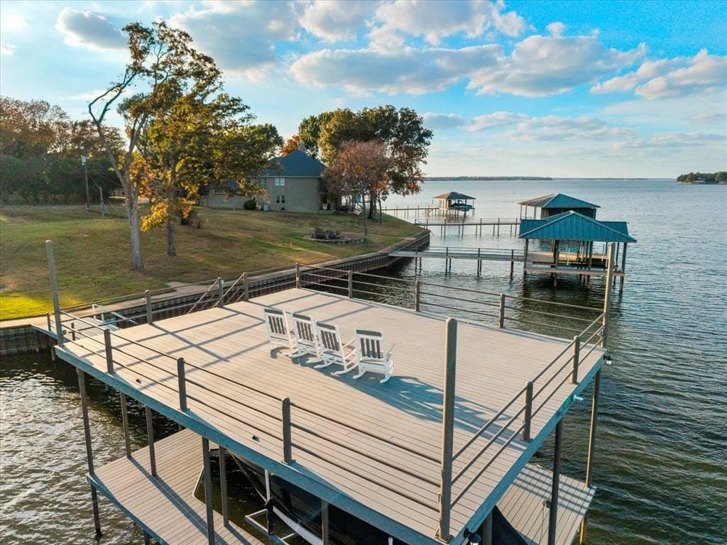 0.31 acres in Henderson County - photo 9