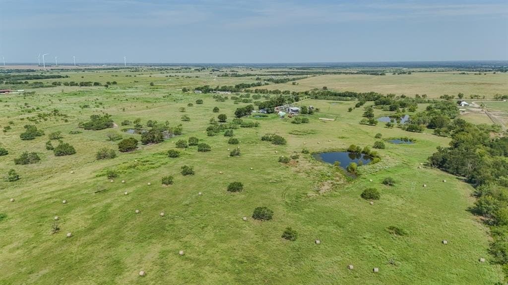 98.82 acres in Navarro County - photo 30