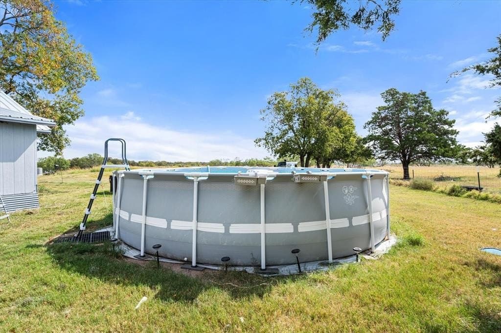 98.82 acres in Navarro County - photo 29