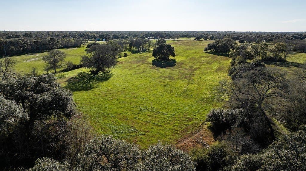 18.67 acres in Lavaca County - photo 8