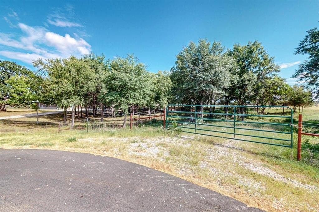 22.35 acres in Navarro County - photo 23