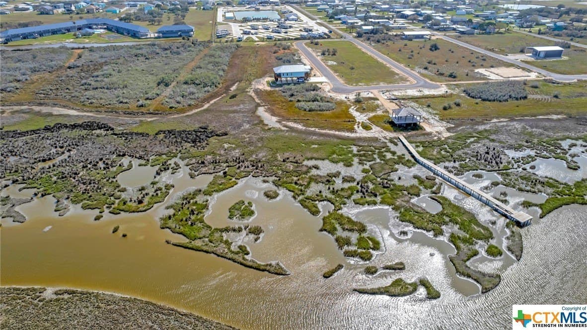 0.5 acres in Calhoun County - photo 9