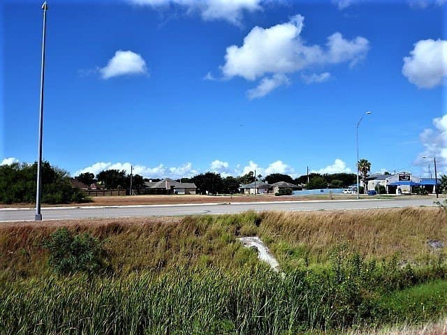 8.7 acres in San Patricio County - photo 7